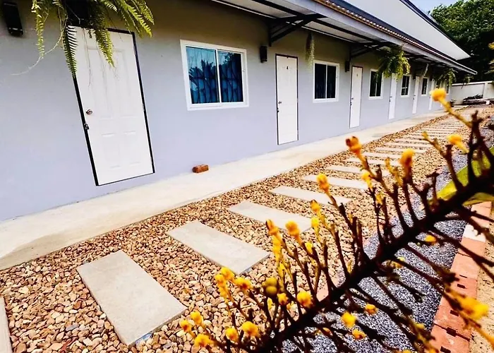 โศภิษฐ์ เฮาส์ Sopit House อพาร์ทเม้น Ban Pong (Ratchaburi)